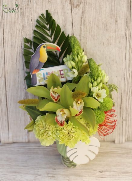 Summer flower cup with tucan and orchids