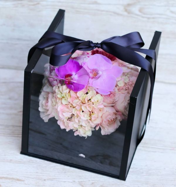 Fluffy flower box with translucent cover, hydrangea, orchid, rose