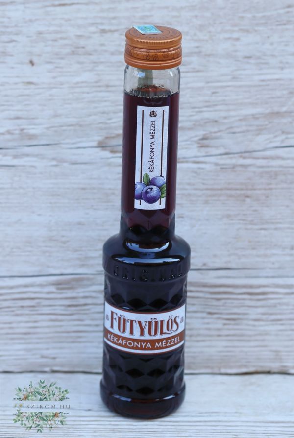 Fütyülős Likör mit Blaubeeren auf Honigbett (0,5l)