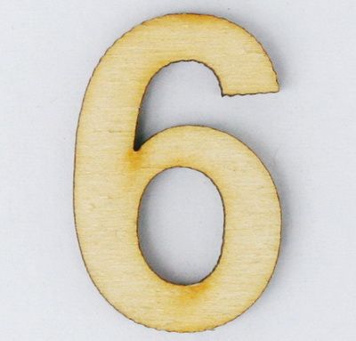 wooden number six (5cm)