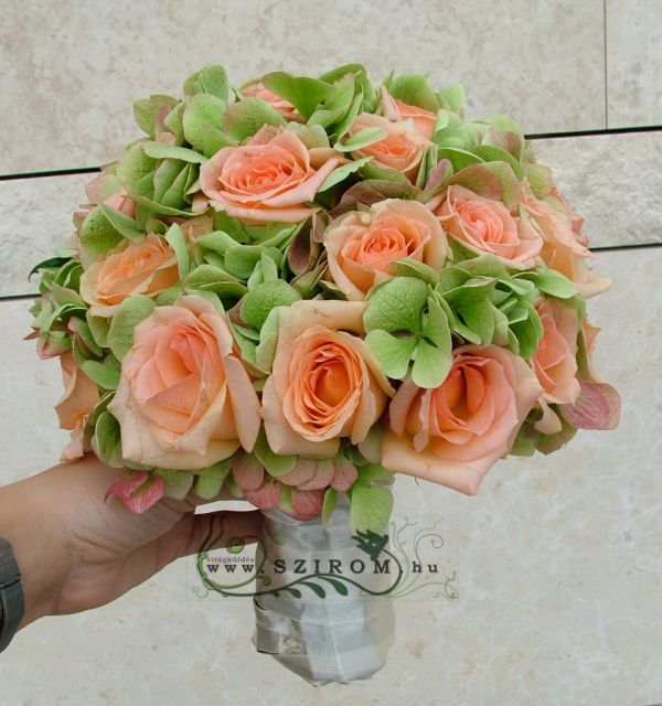 Bridal bouquet with roses and hydrangeas (green, peach)
