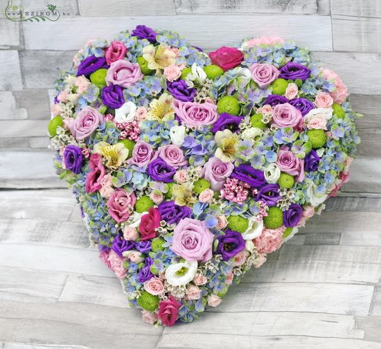 Big flower heart (57 stems)