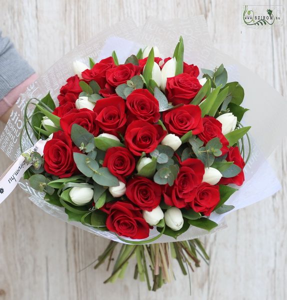 40 stems bouquet of red roses and tulips