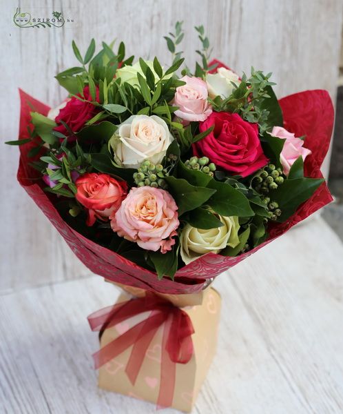 15 mixed roses with greenery in paper vase
