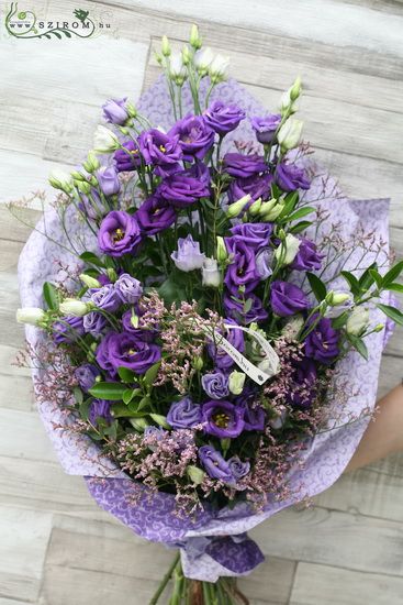 15 purple lisianthus with limonium