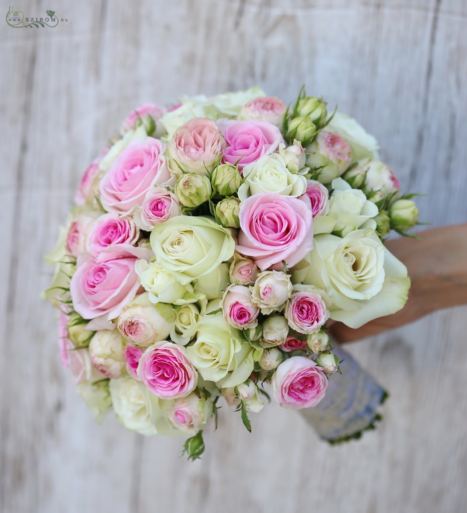 Menyasszonyi csokor (rózsa, bokros rózsa, fehér, rózsaszín)