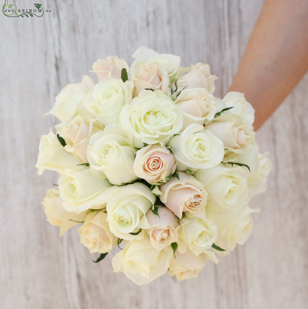 Bridal bouquet (rose, white, cream)