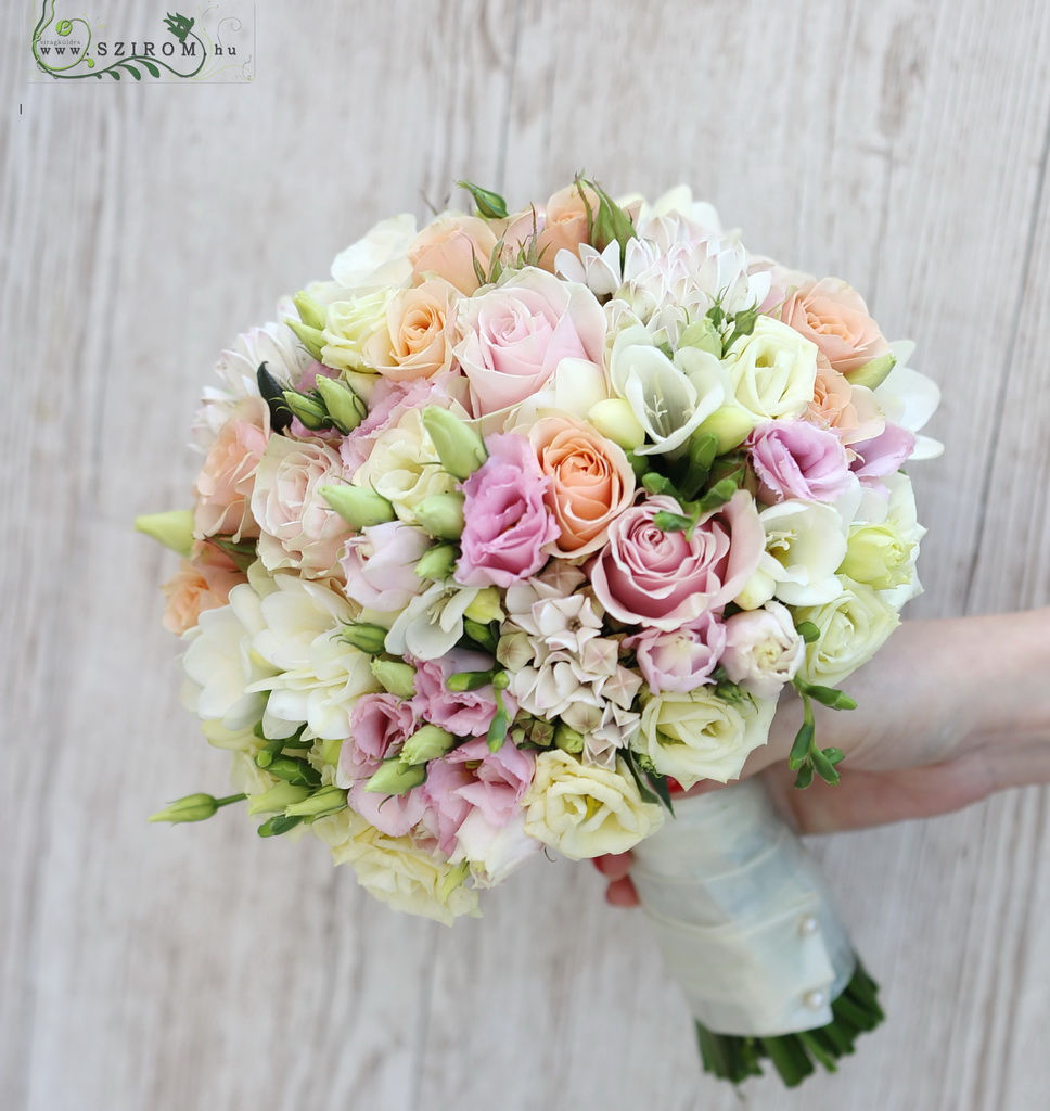 Bridal bouquet (rose, bouvardia, lisianthus, freesia, white, pink, peach)