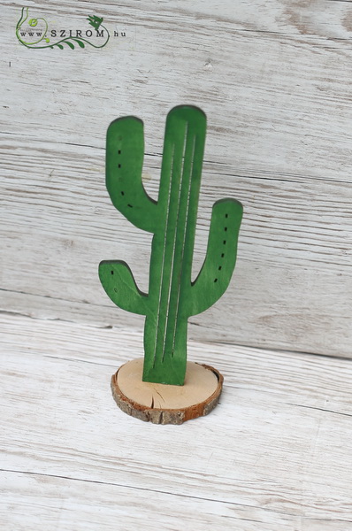 flower delivery Budapest - green cactus on wooden base (24.5cm)