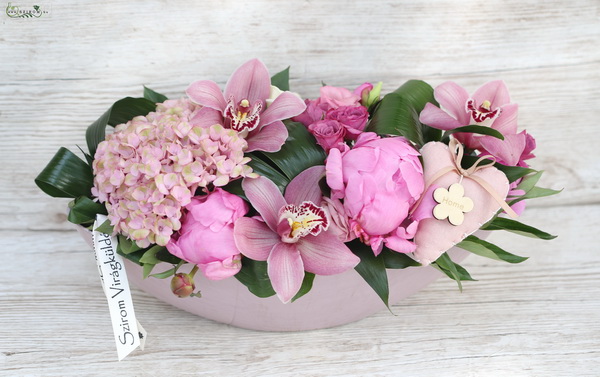 Virágküldés Budapest - Rózsaszín virághajó orchideával, hortenziával