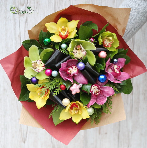 flower delivery Budapest - orchid bouquet with colorful  balls (9 stems) 