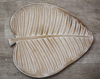 flower delivery Budapest - Wooden plate leaf (30cm)
