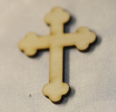 flower delivery Budapest - Small wooden cross (4cm)