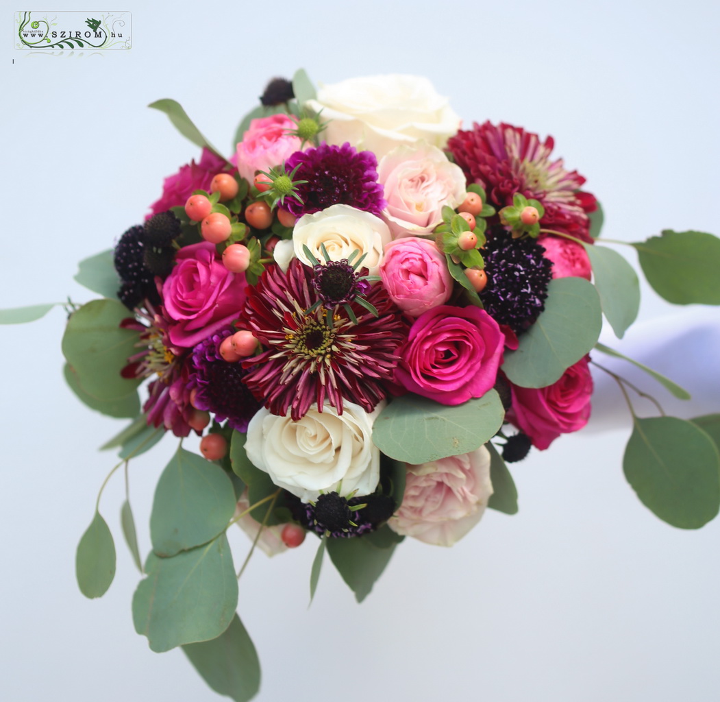 bridal bouquet (rose, garden flower, wild flower, pink)
