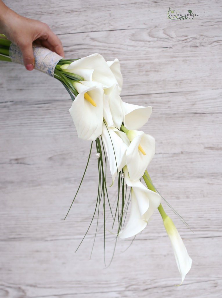 bridal bouquet (cala, white)