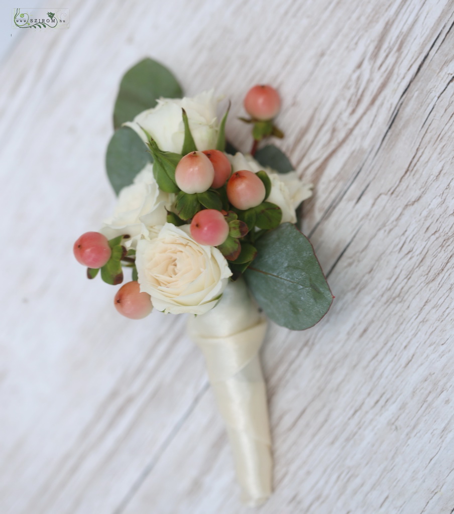 flower delivery Budapest - boutonniere made of spray roses and hypericum (pink, creme)