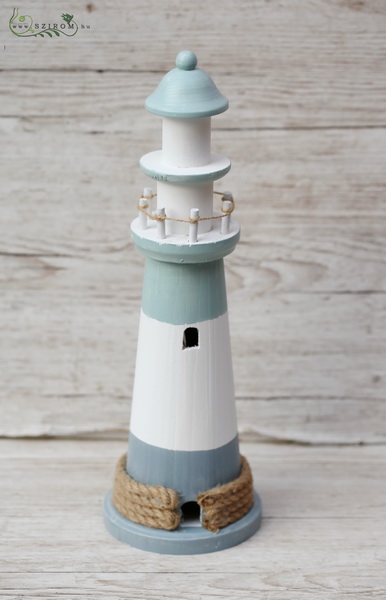 flower delivery Budapest - Big lighttower made od wood 38cm
