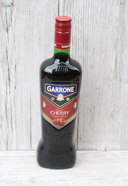 flower delivery Budapest - Garone Cherry sweet flavored wine-based drink (0.75l)