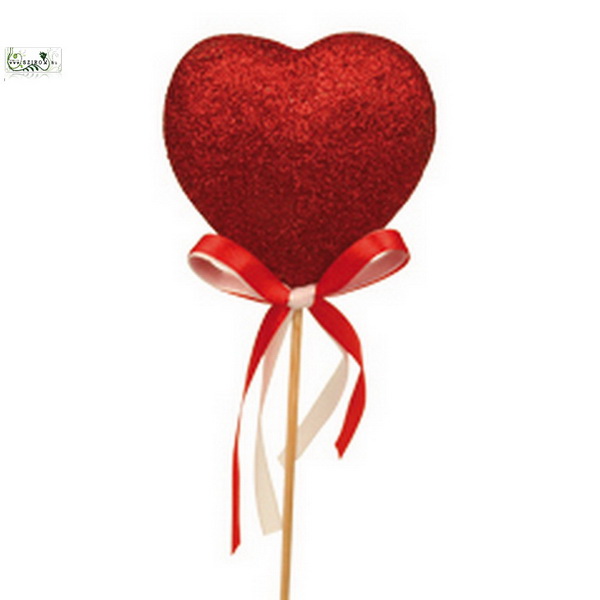flower delivery Budapest - heart figure on stick