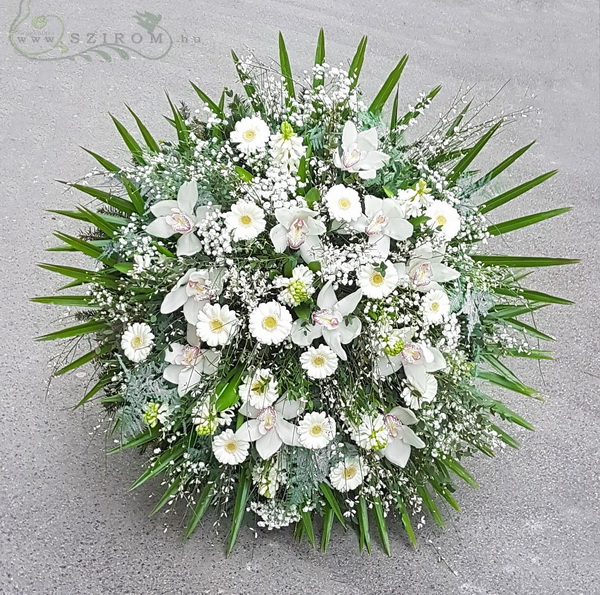 flower delivery Budapest - standing wreath with Cymbidium orchids and spring flowers (80cm)