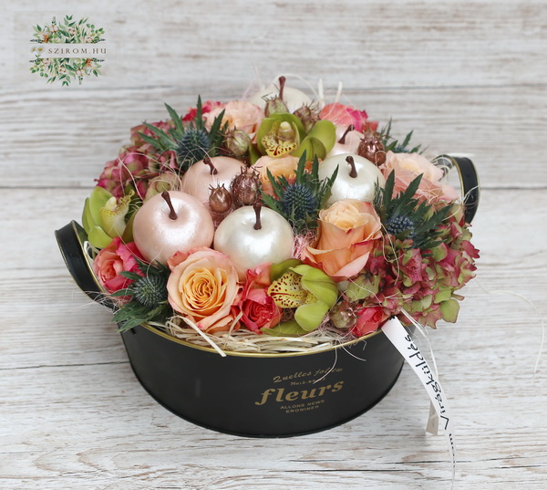 flower delivery Budapest - Flowerbowl with apples, orchids, roses, hydrangeas (13 stems)