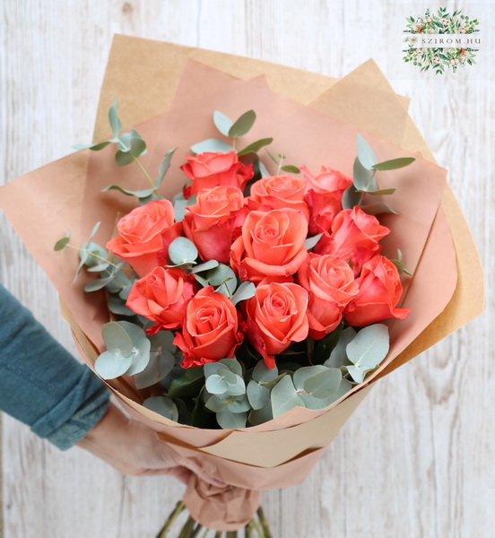flower delivery Budapest - coral roses in craft paper with eucalypt (12 stems)