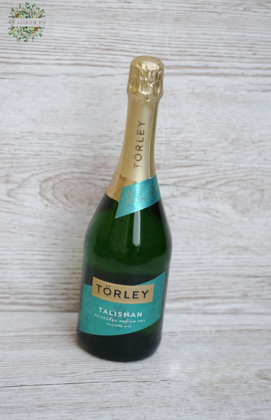 flower delivery Budapest - Törley Talisman medium dry champagne