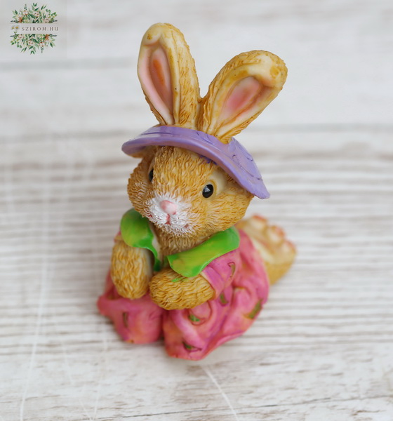 flower delivery Budapest - ceramic reclining bunny in hat (9cm)
