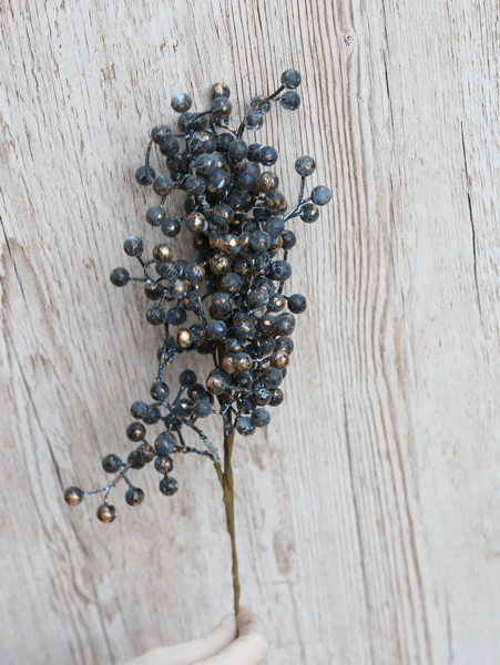 flower delivery Budapest - Artificial branch with blue berries