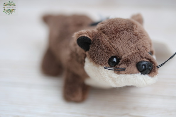 flower delivery Budapest - otter keychain