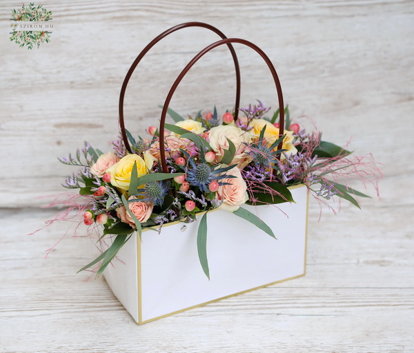 flower delivery Budapest - Bag bouquet with roses and limonium