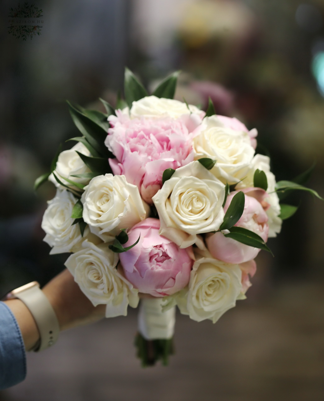 Menyasszonyi csokor (peónia, rózsa, rózsaszín, fehér)