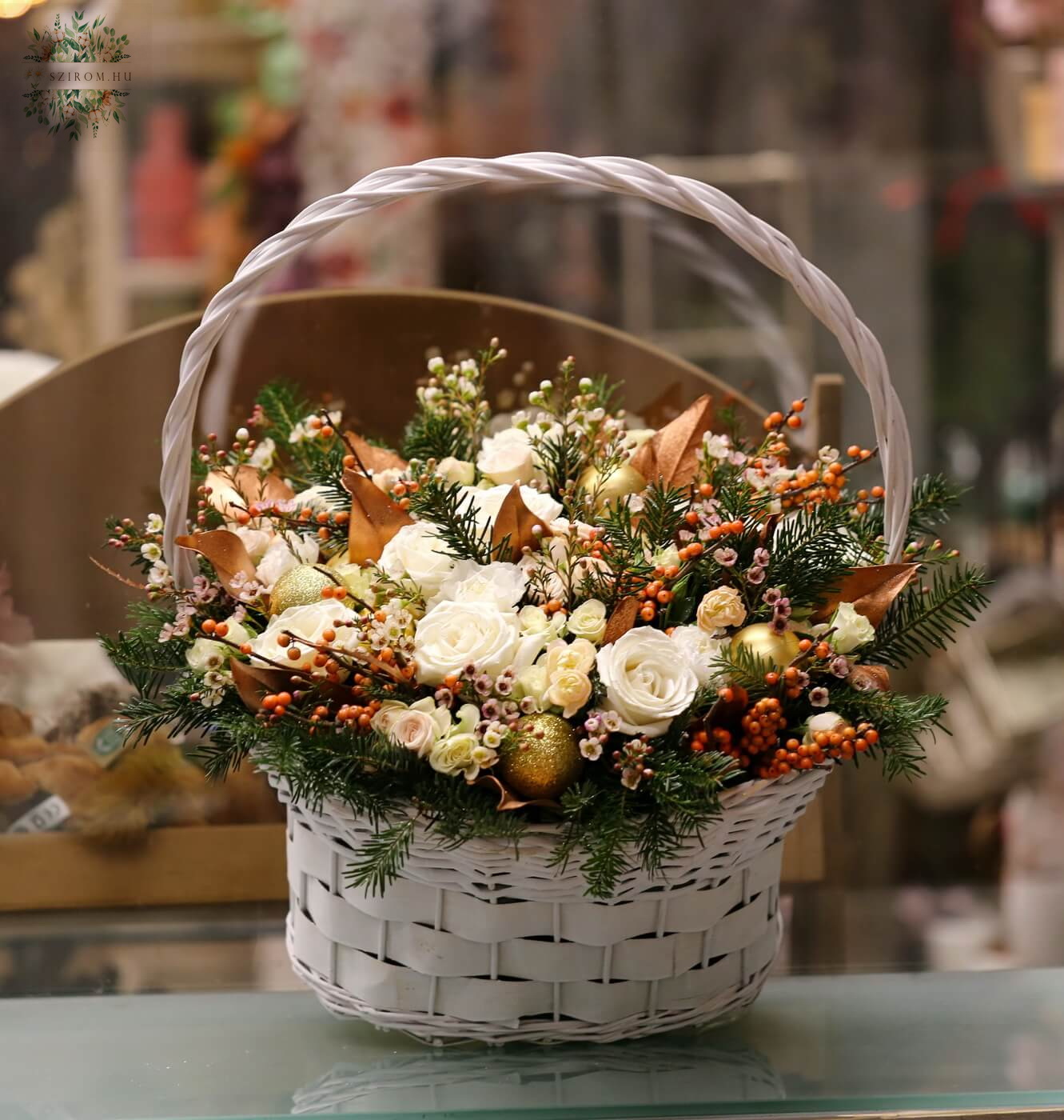 flower delivery Budapest - Big white Christmas basket