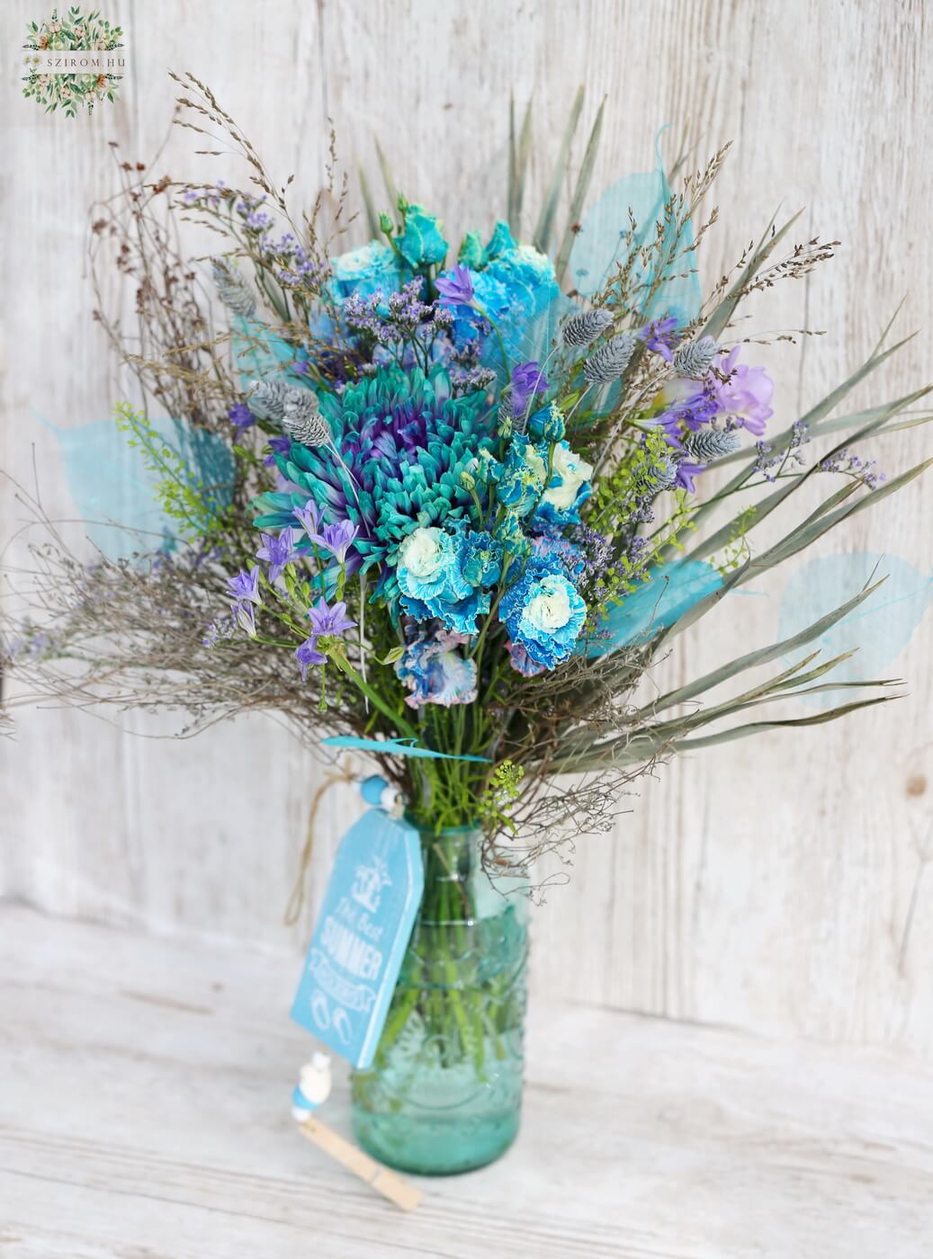 flower delivery Budapest - Blue sea style vase