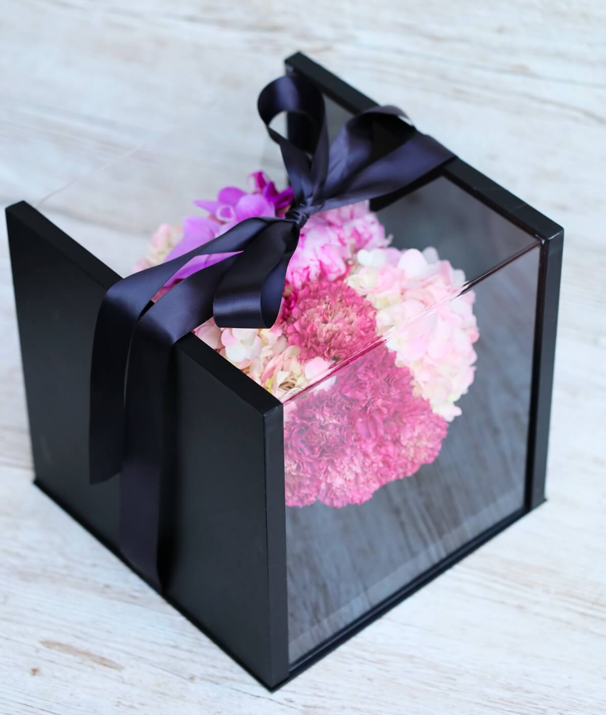 flower delivery Budapest - Fluffy flower box with translucent cover, hydrangea, orchid, rose