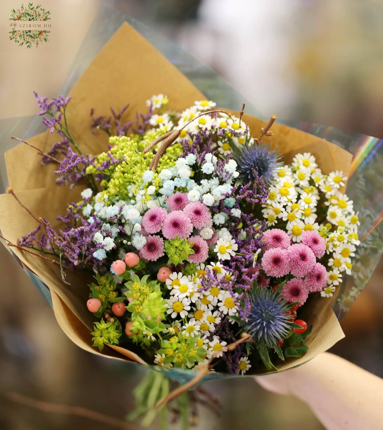 Blumenlieferung nach Budapest - Blumenstrauß aus kleinen Blumen