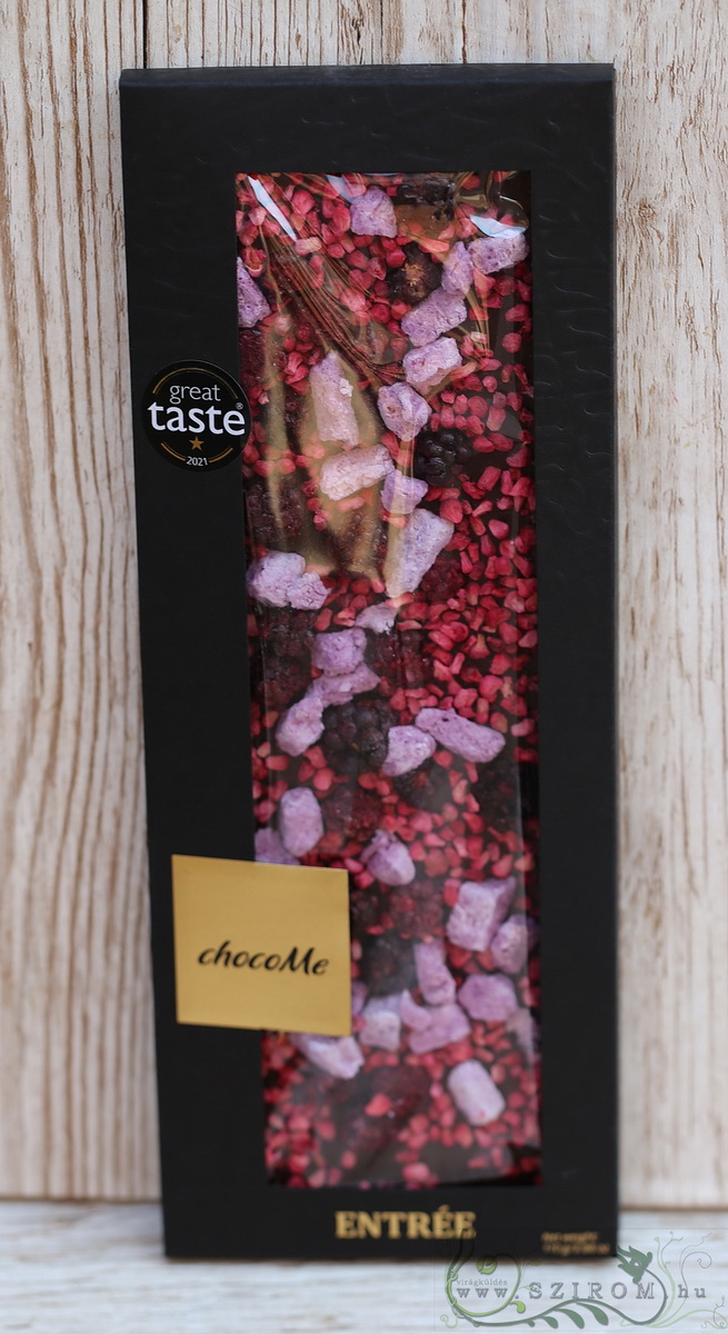 flower delivery Budapest - ChocoMe Entrée dark chocolate with blueberry lyophilized yogurt, lyophilized raspberry pieces and - blackberries (110g)