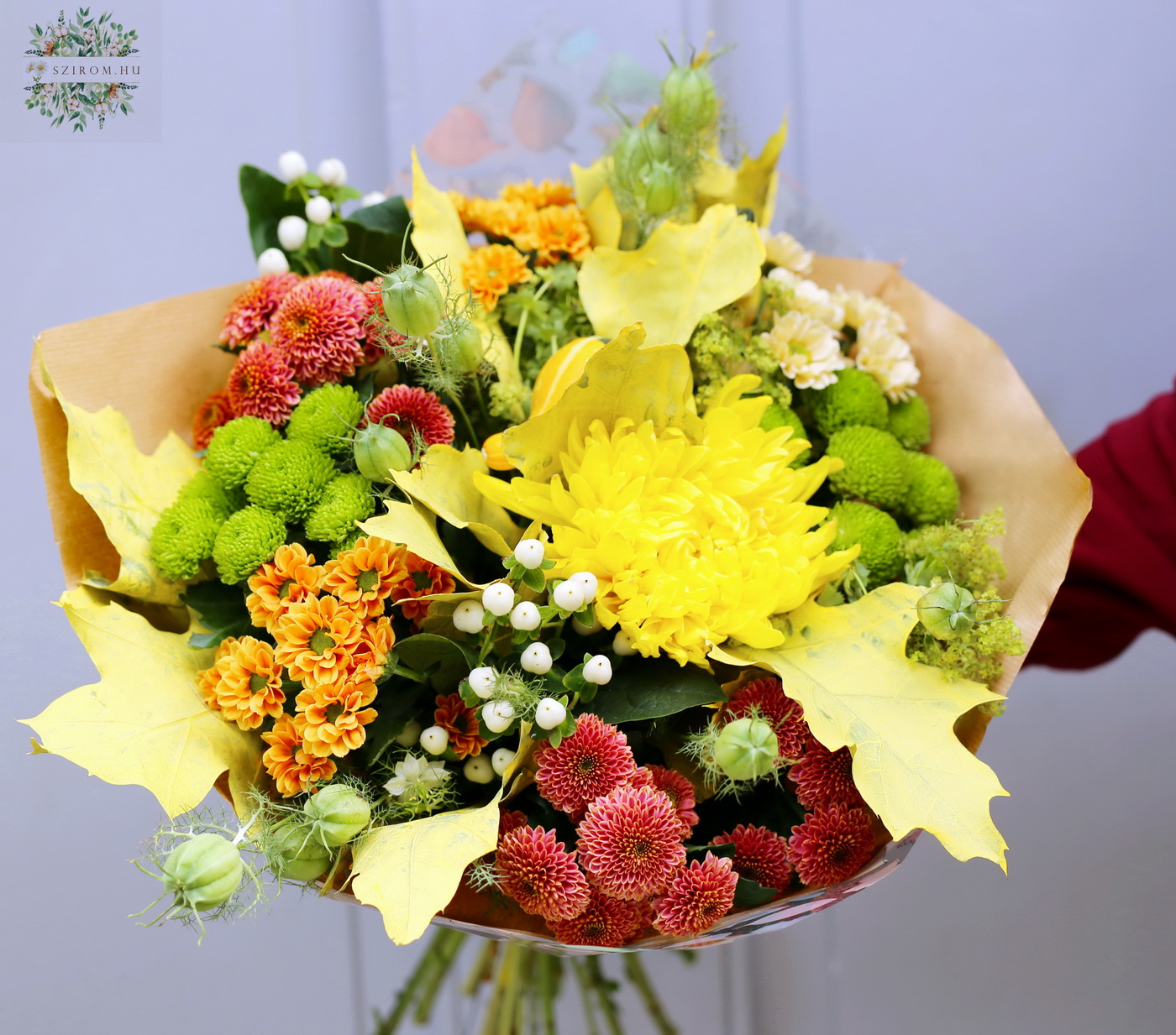 flower delivery Budapest - Autumn santini bouquet with mini pumpkin