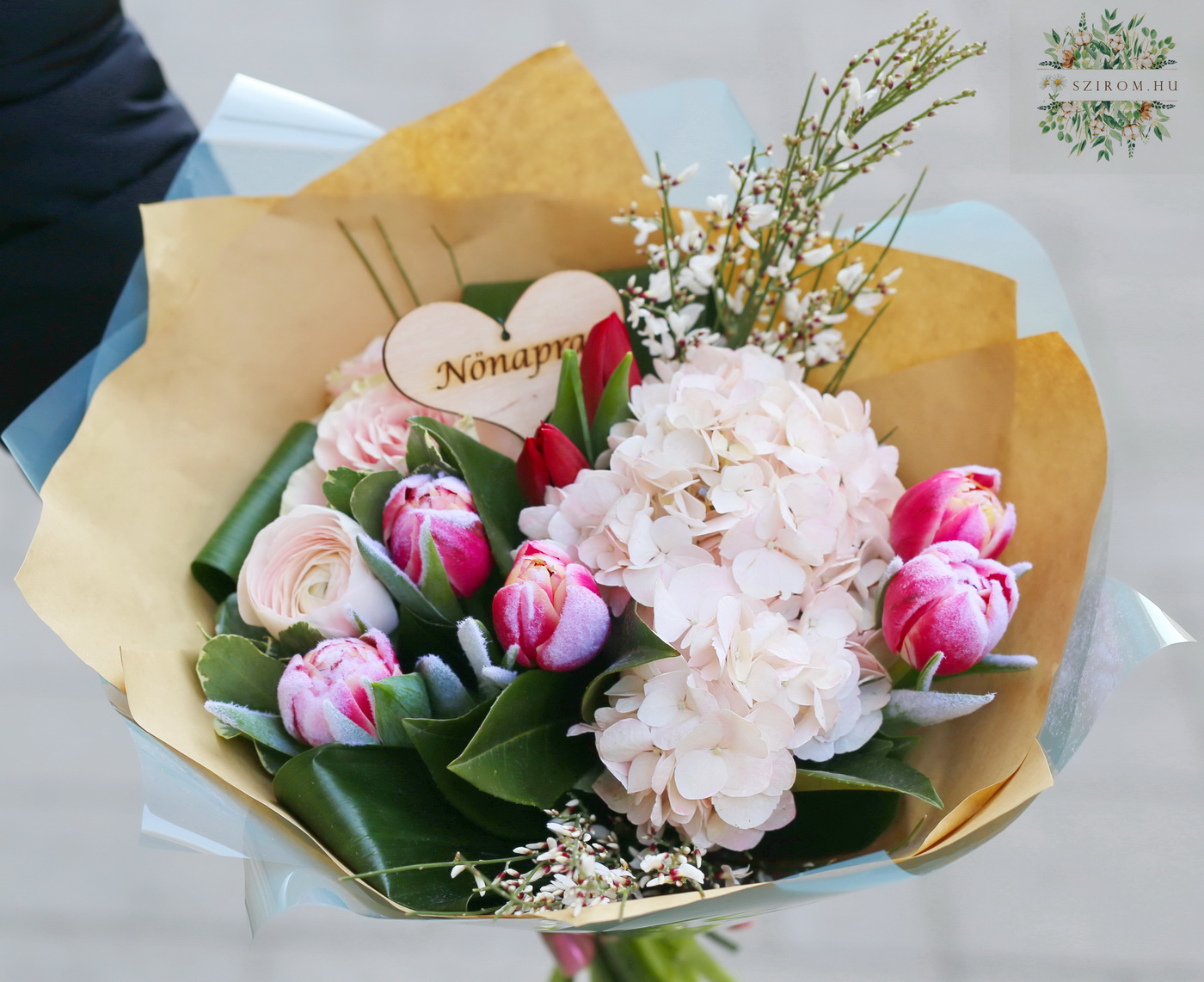 flower delivery Budapest - 