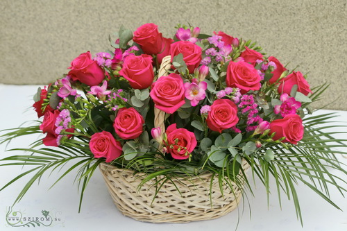 flower delivery Budapest - flowerbasket of pink roses and alstromeria with freesias (35 stems, 40cm)