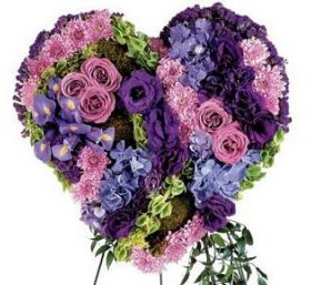 flower delivery Budapest - purple heart (38 cm)