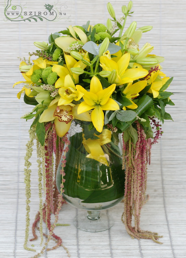 Főasztaldísz (ázsiai liliom, orchidea, gombkrizi, sárga), esküvő