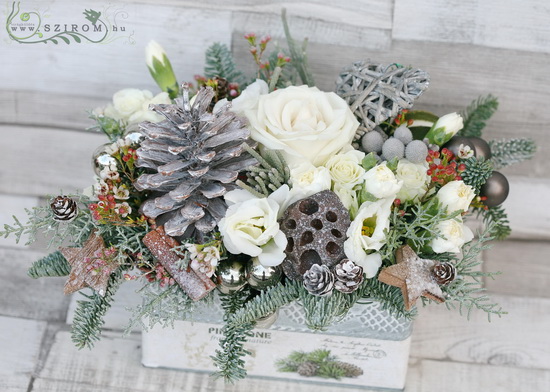 flower delivery Budapest - winter beauty in metal box with cones