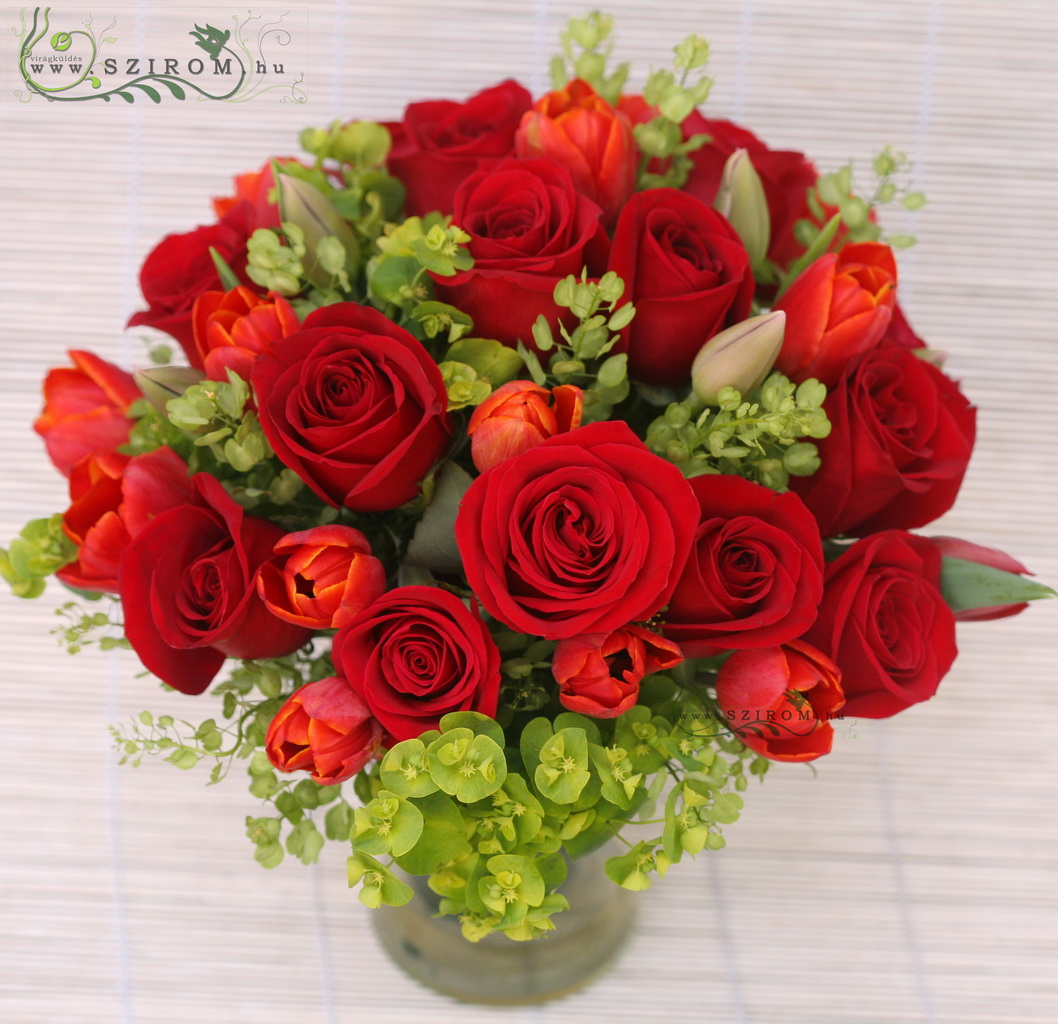 Asztaldísz tulipános, rózsás, őszies (vörös), esküvő