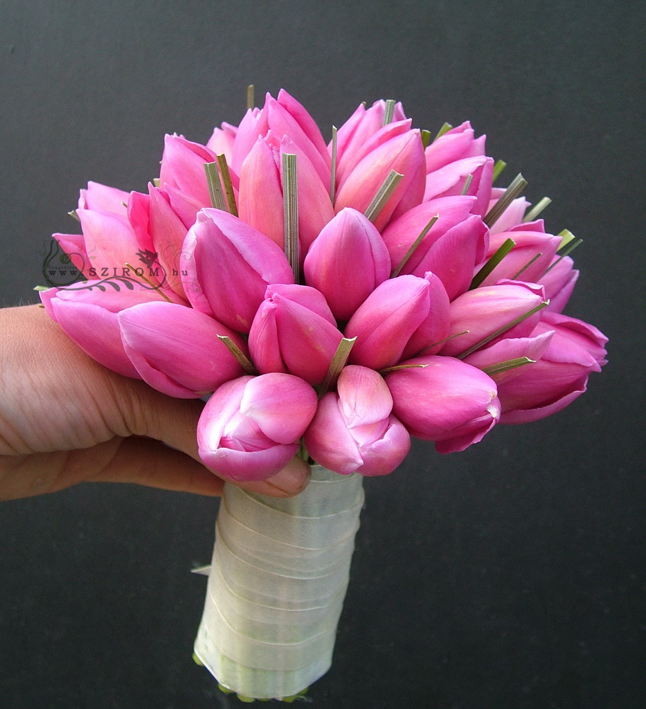 Menyasszonyi csokor tulipánból (rózsaszín)