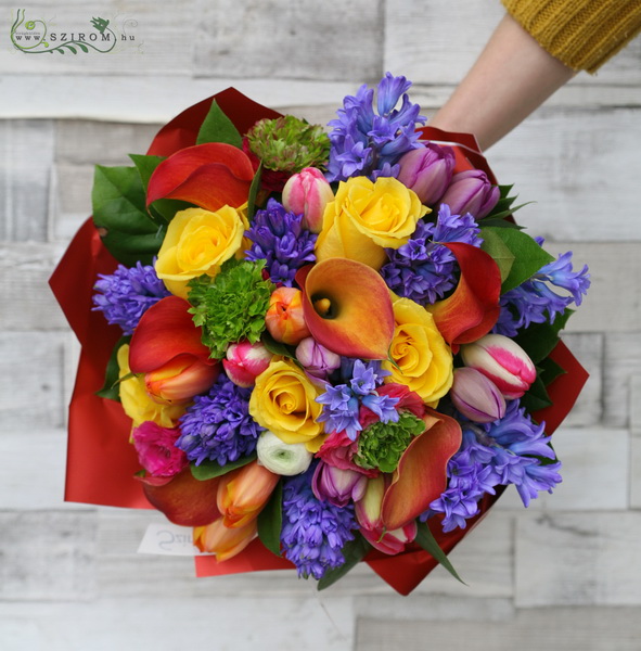 flower delivery Budapest - Rainbow bouquet with calla, spring flowers (40 stems)