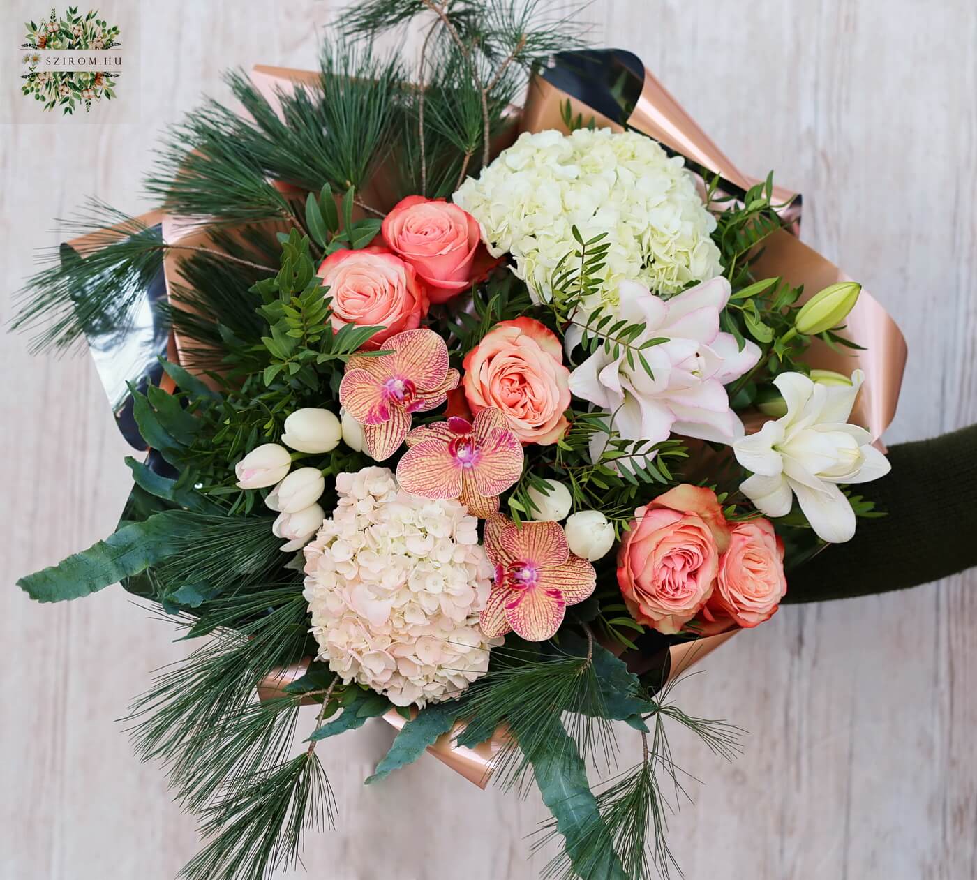 flower delivery Budapest - Big bouquet with peach roses, hydrangeas, orchids, tulips, lilies (19 stems)