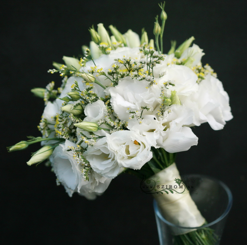 bridal bouquet (limonium, lisianthus,white)