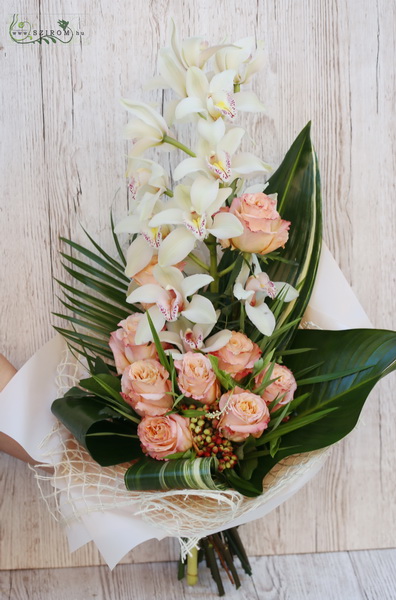 flower delivery Budapest - Tall bouquet with 10 peach roses and an orchid stem